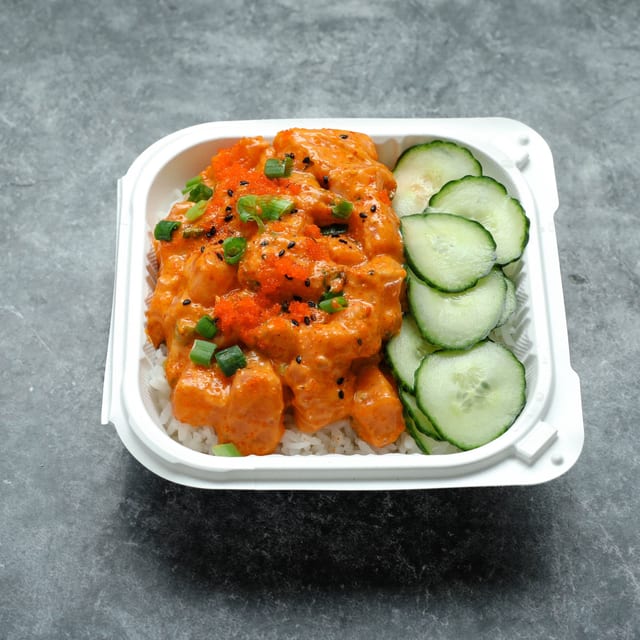 Spicy Masago Poke 🔥.