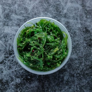 Side of Seaweed Salad (8oz)
