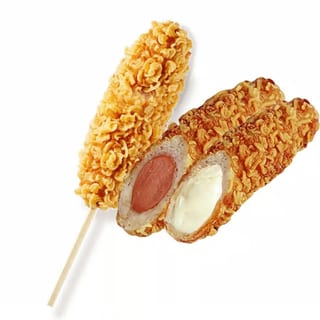 Crispy Ramen Half & Half Hot Dog