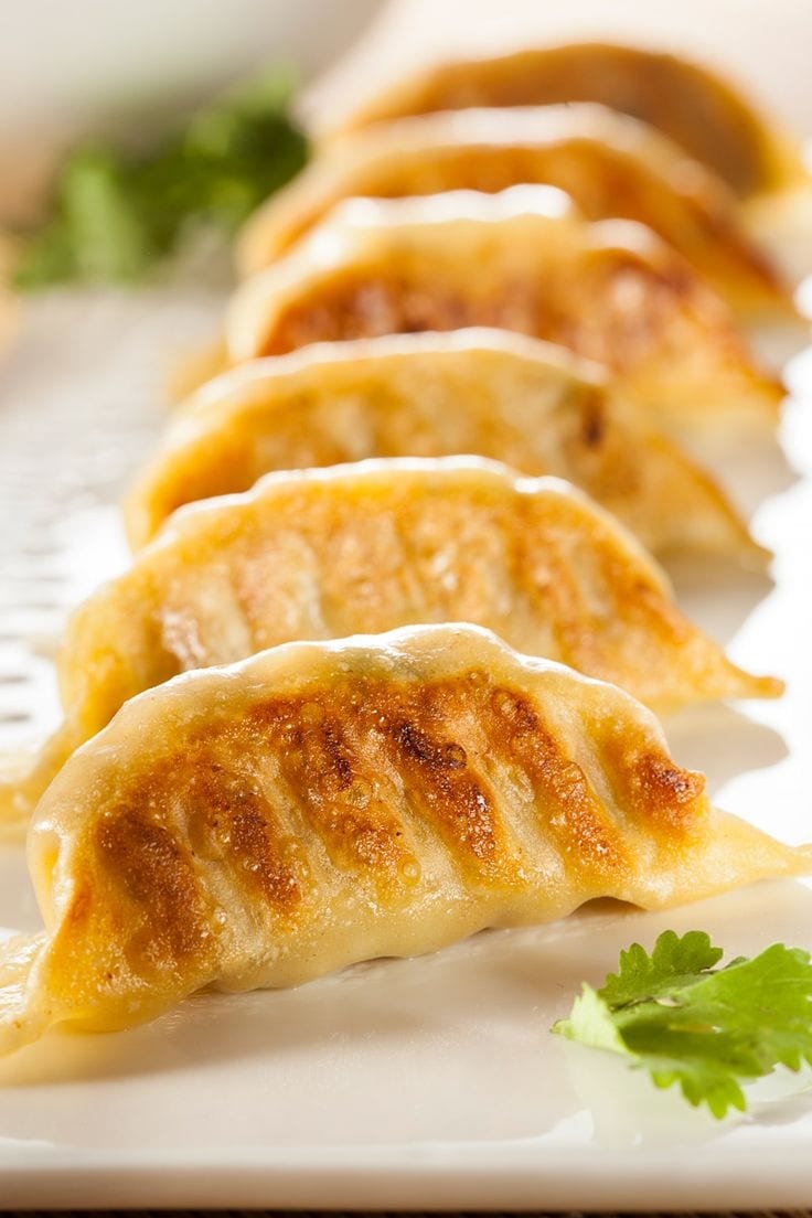Fried Gyoza (6 Pieces).