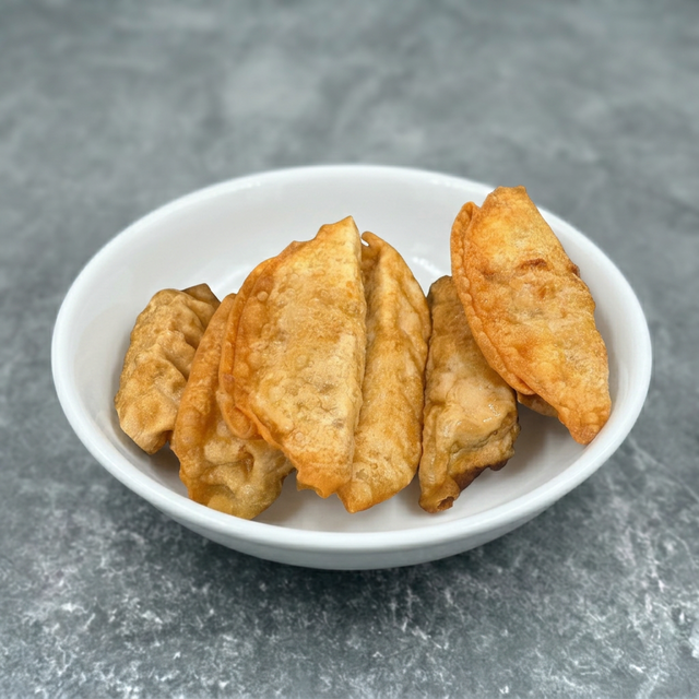 Fried Gyoza (6 Pieces).